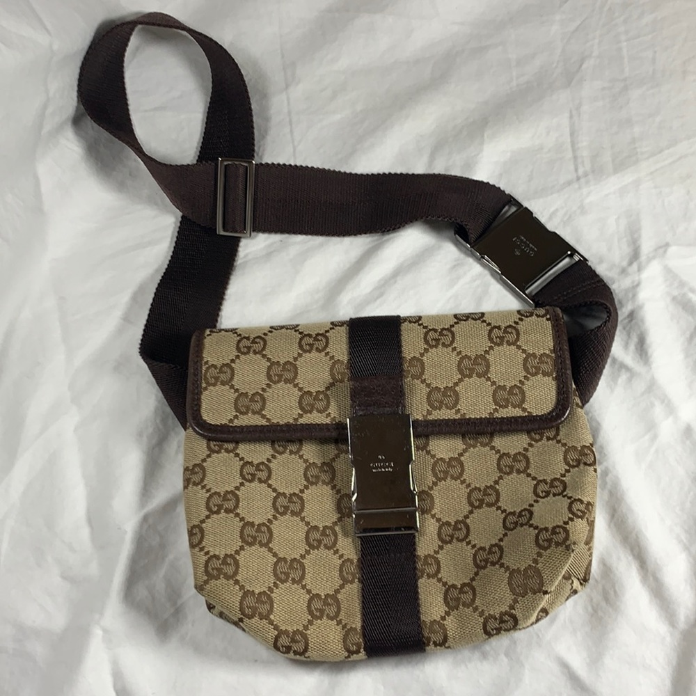 Gucci Canvas Classic GG Belt Bag